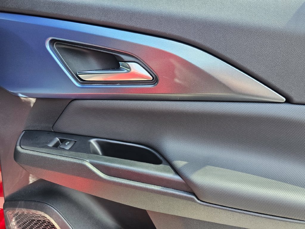 New 2026 Chevrolet Equinox EV LT FWD image 12
