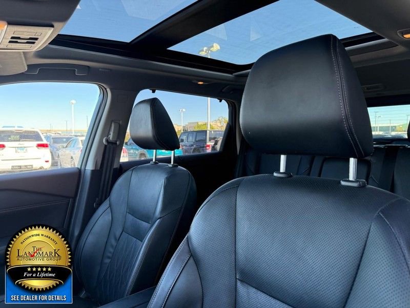 Used 2023 Nissan Rogue Platinum w/ Platinum Premium Package image 9