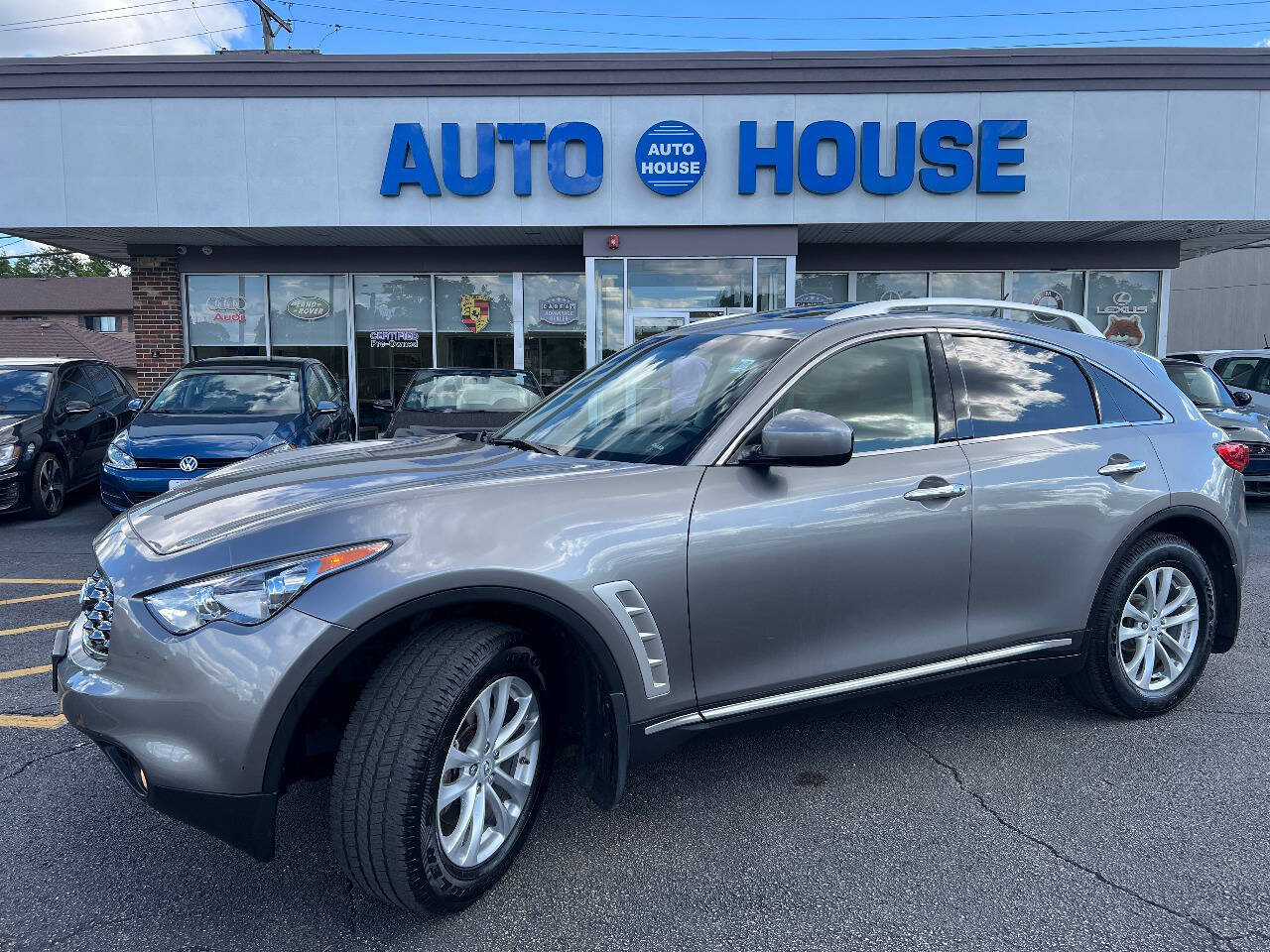 Used 2010 INFINITI FX35 AWD w/ Premium Pkg image 7