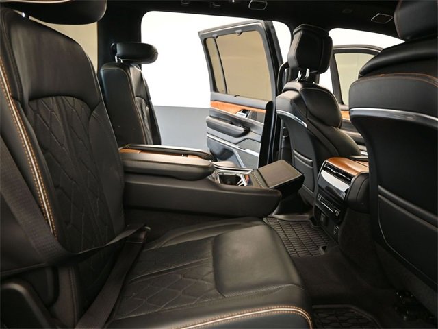 Used 2022 Jeep Grand Wagoneer Series III image 28