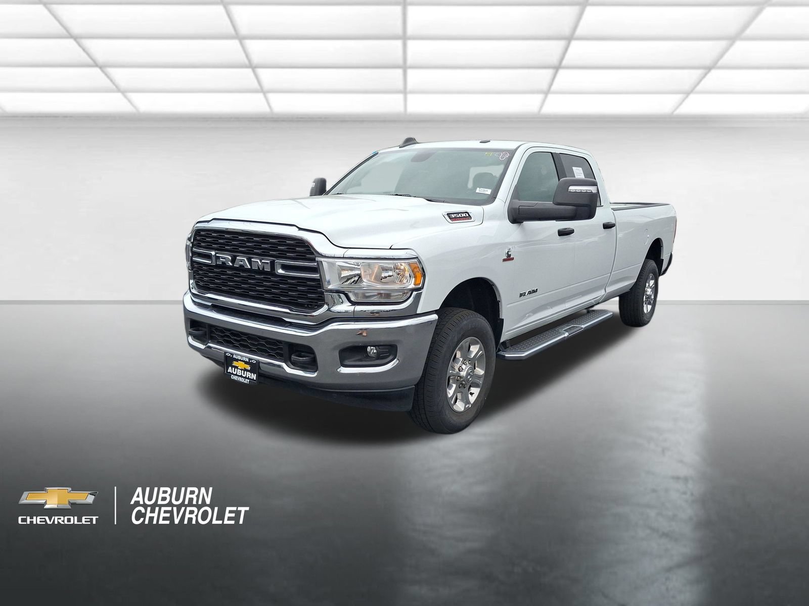 Used 2024 RAM 3500 Big Horn AWD/4WD image 7