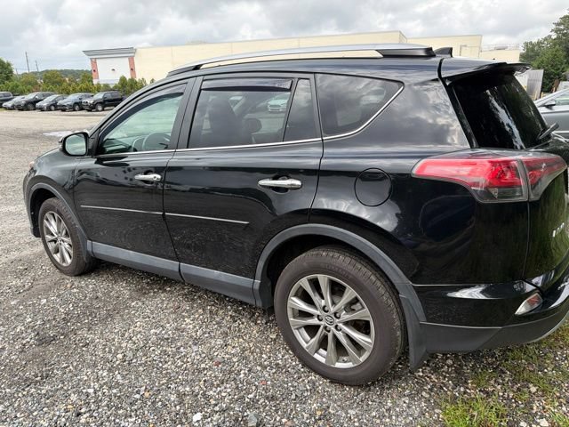 Used 2018 Toyota RAV4 Limited w/ Protection Package AWD/4WD image 10