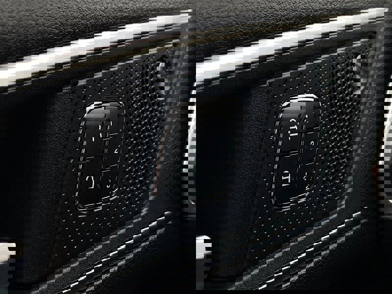 Certified 2022 Ford Edge Titanium w/ Cargo Accessory Package image 50