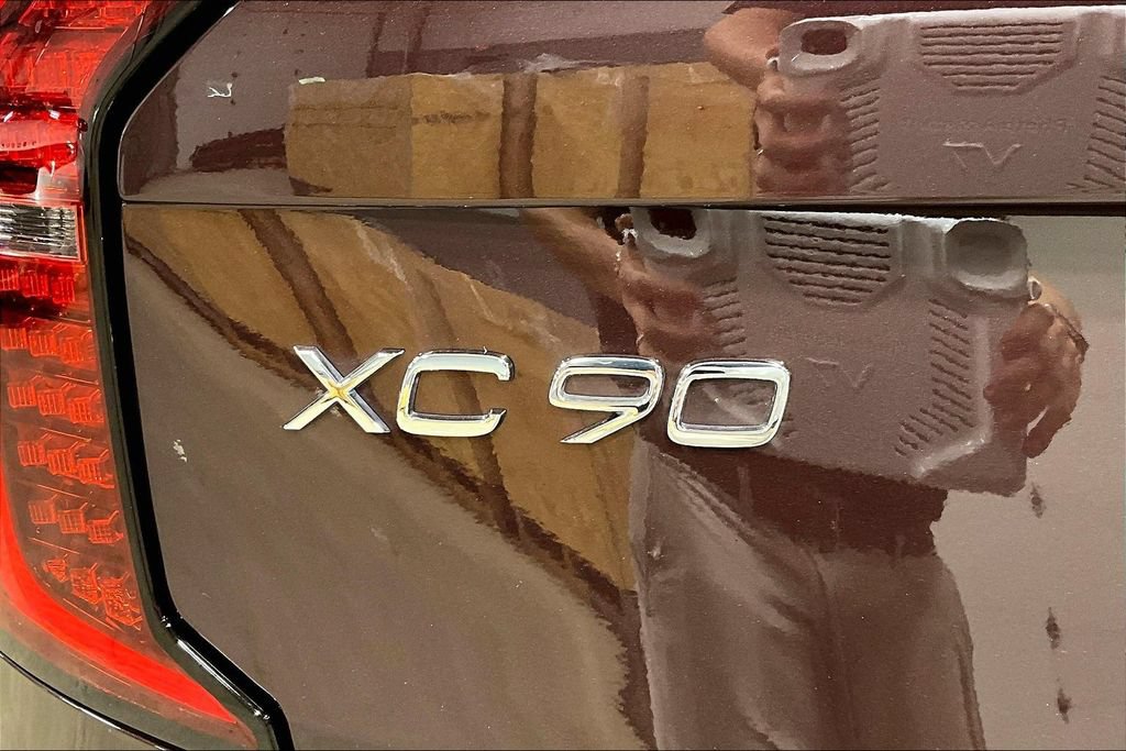 Certified 2026 Volvo XC90 B5 Plus w/ Protection Package Premier AWD/4WD image 23