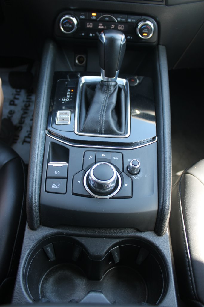 Used 2018 MAZDA CX-5 Touring FWD image 43