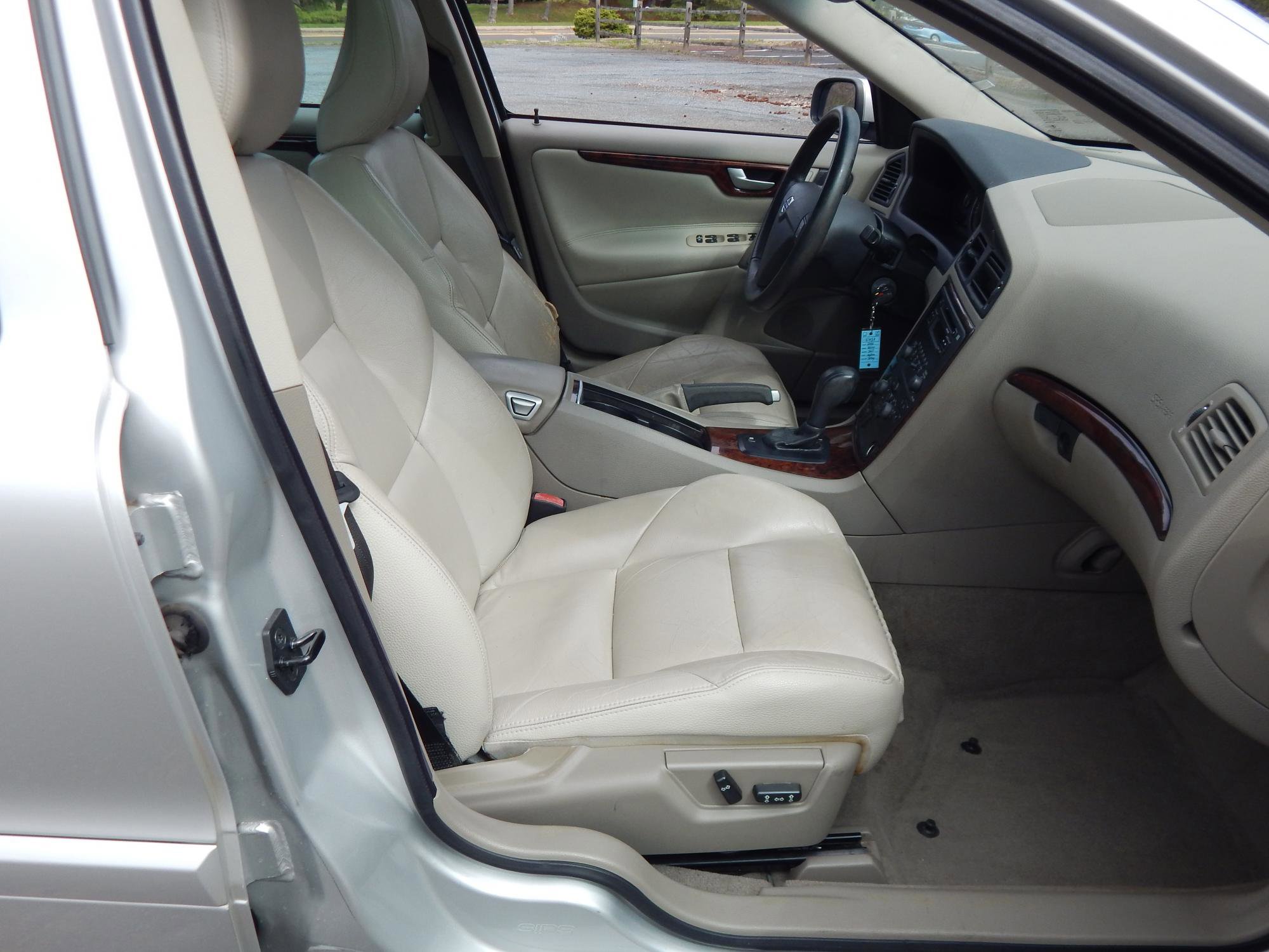 Used 2006 Volvo S60 2.5T image 16