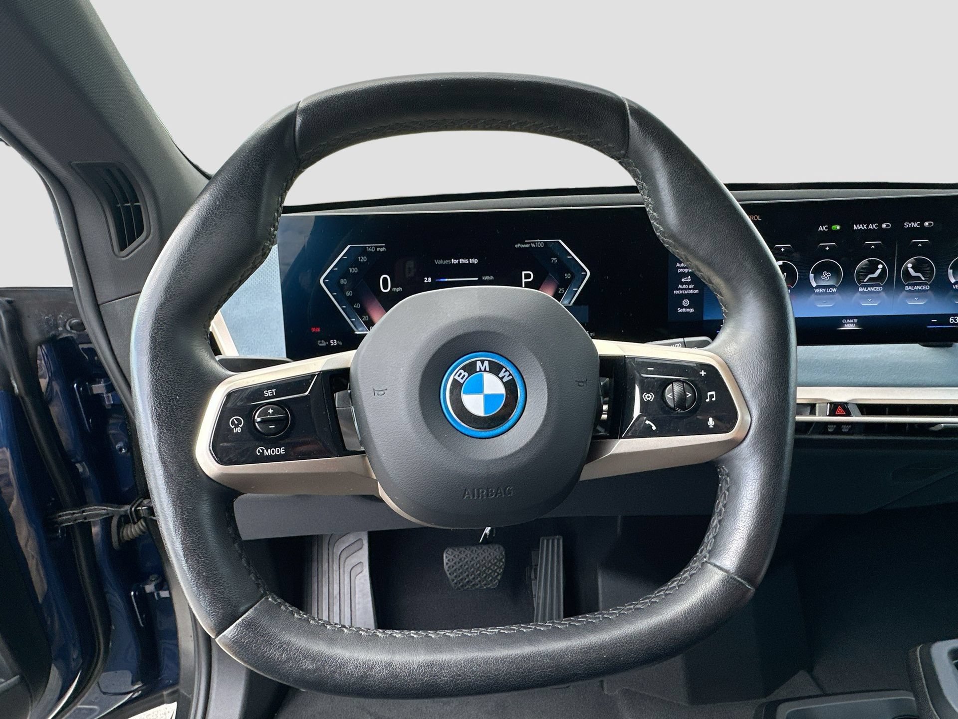 Used 2023 BMW iX xDrive50 w/ Convenience Package AWD/4WD image 11