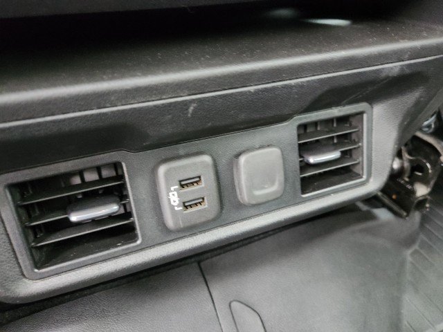 Used 2020 Chevrolet Silverado 1500 LT w/ All-Star Edition image 29