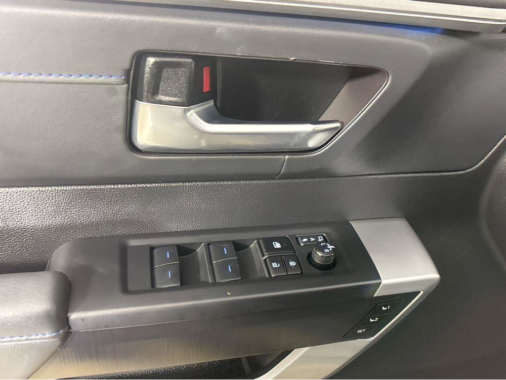 Used 2023 Toyota Tundra Platinum image 25