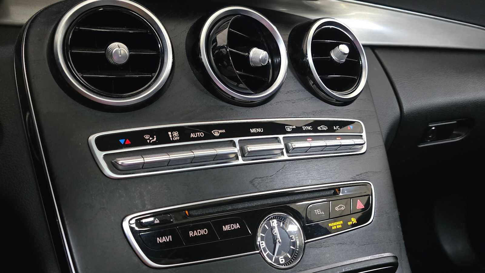 Used 2018 Mercedes-Benz C 300 Sedan image 33