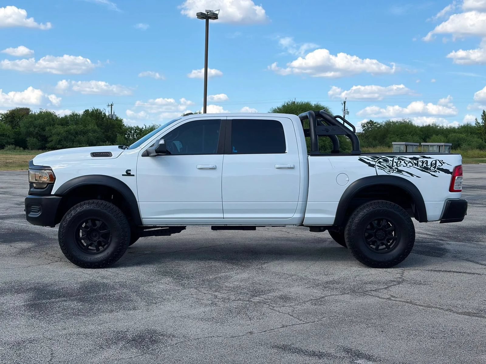 Used 2021 RAM 2500 Big Horn AWD/4WD image 2