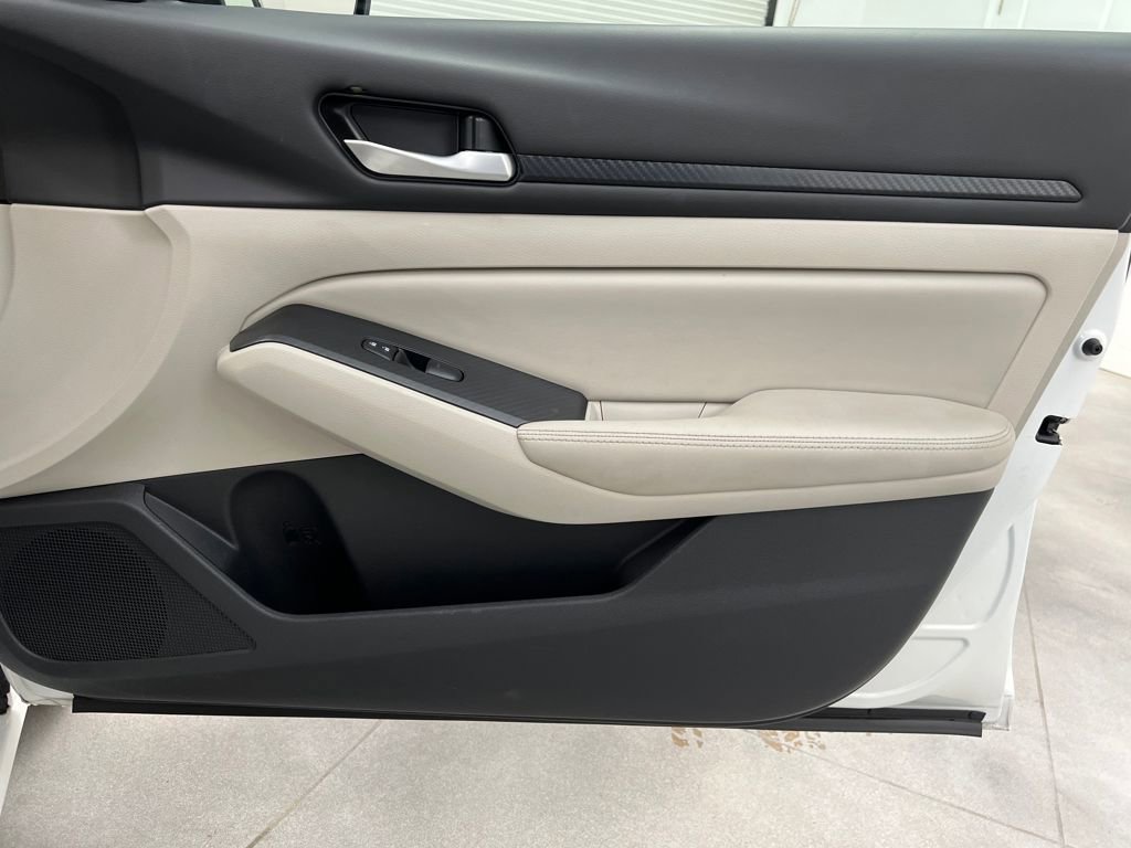 Used 2024 Nissan Altima 2.5 SV image 20