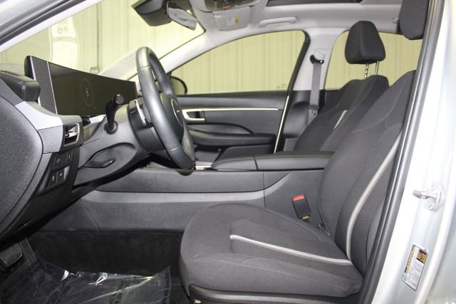 Used 2025 Hyundai Sonata SEL FWD image 11