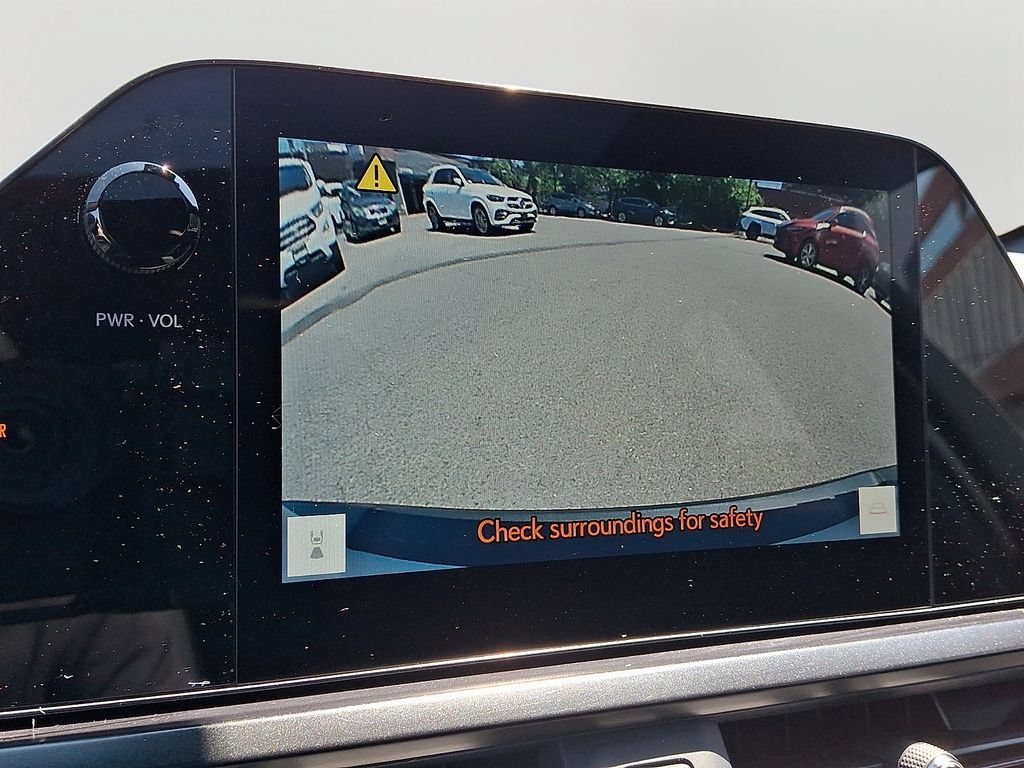 Used 2024 Lexus UX 250h AWD w/ Premium Package image 19