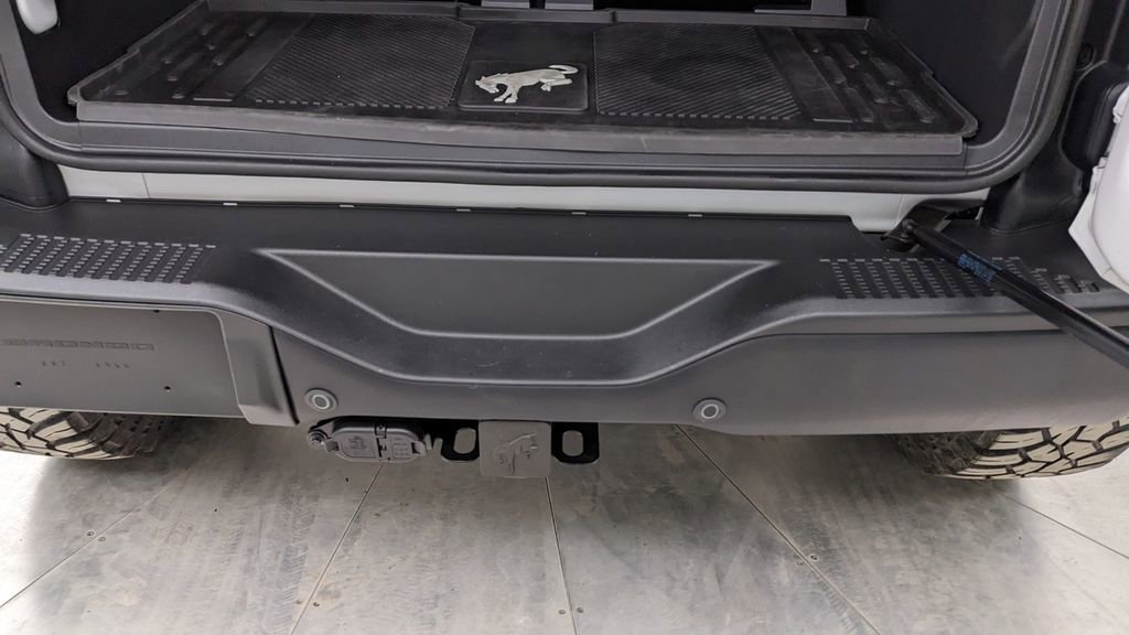 Certified 2024 Ford Bronco Black Diamond image 6