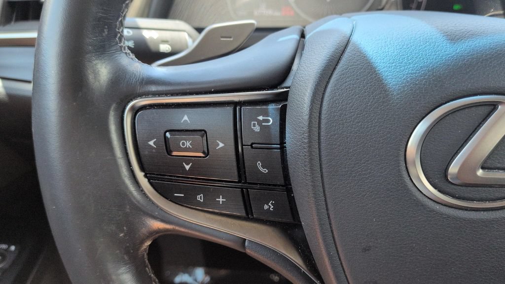 Used 2021 Lexus ES 300h w/ Premium Package FWD image 22