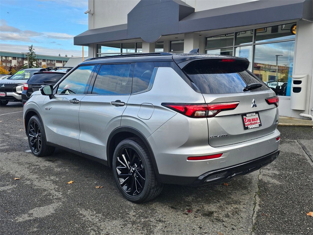 New 2025 Mitsubishi Outlander SEL Black Edition image 4