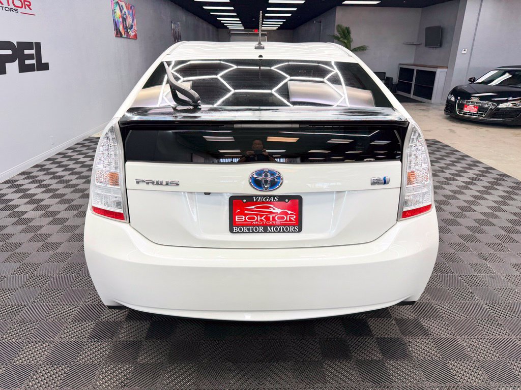 Used 2011 Toyota Prius Four w/ Navigation Pkg FWD image 13
