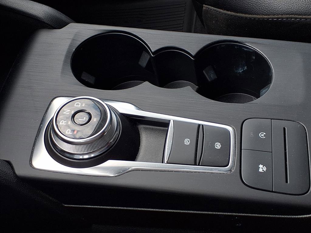 Certified 2022 Ford Escape SEL image 17