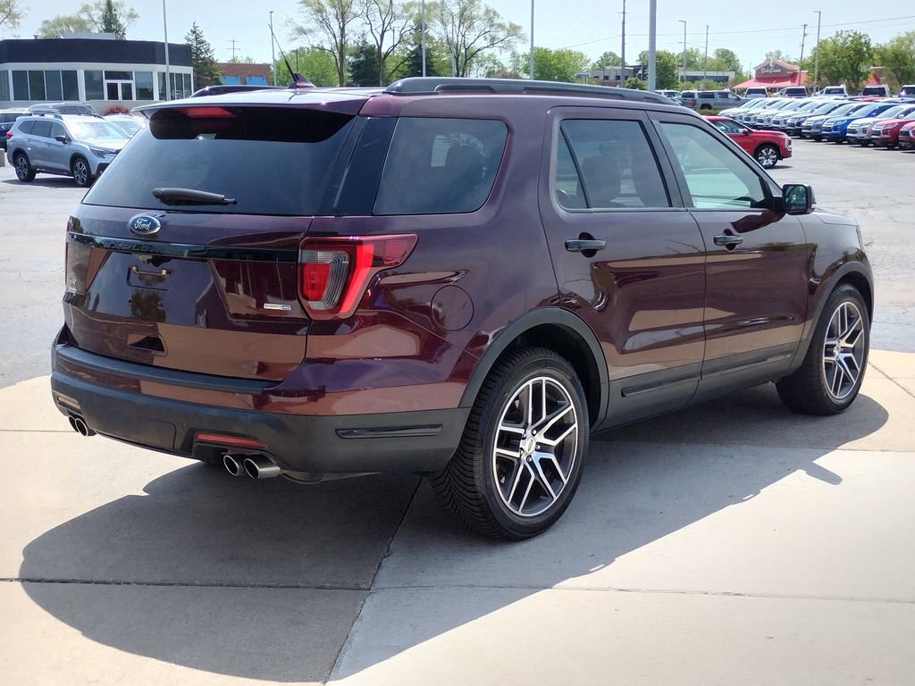 Used 2019 Ford Explorer Sport w/ Equipment Group 401A AWD/4WD image 17