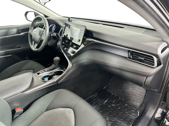 Used 2021 Toyota Camry LE FWD image 27