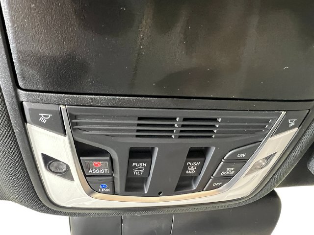 New 2026 Acura RDX SH-AWD image 18