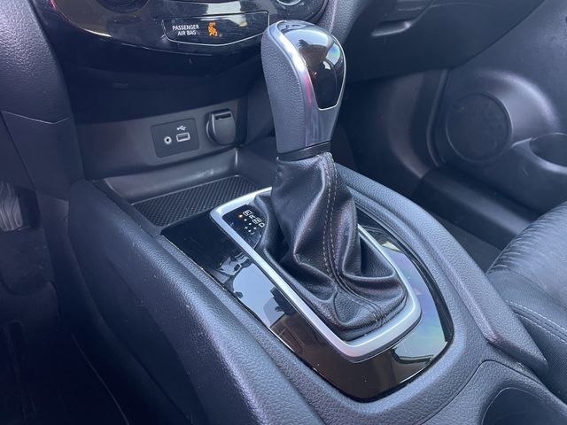 Used 2019 Nissan Rogue SV image 21