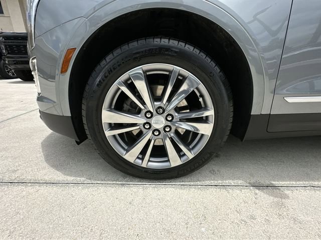 Certified 2023 Cadillac XT5 Premium Luxury w/ LPO, Floor Liner Package FWD image 18