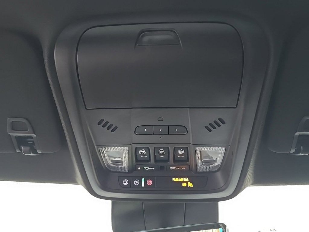 Used 2024 Cadillac XT4 Sport image 22