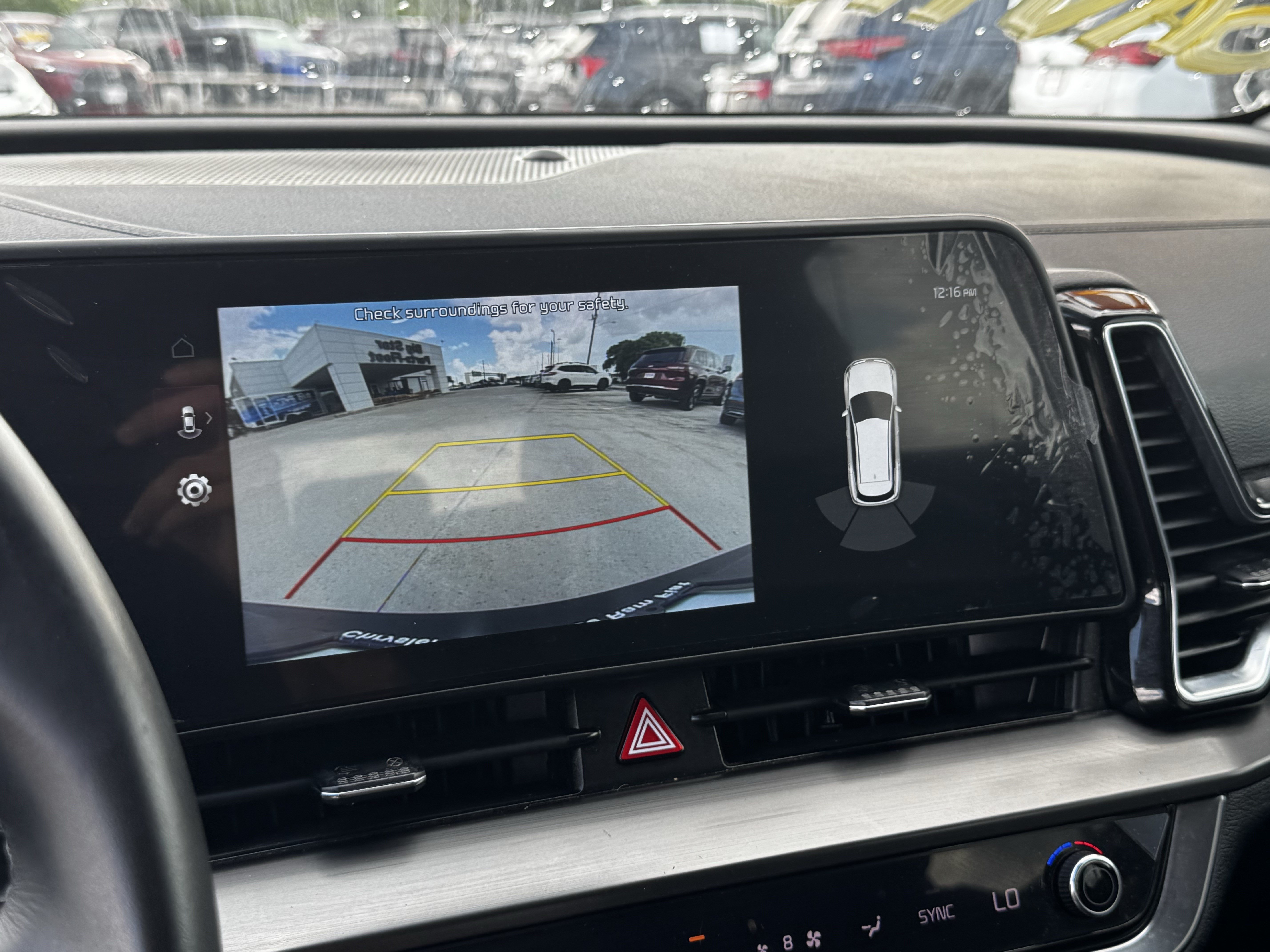 Used 2025 Kia Sportage EX FWD image 17