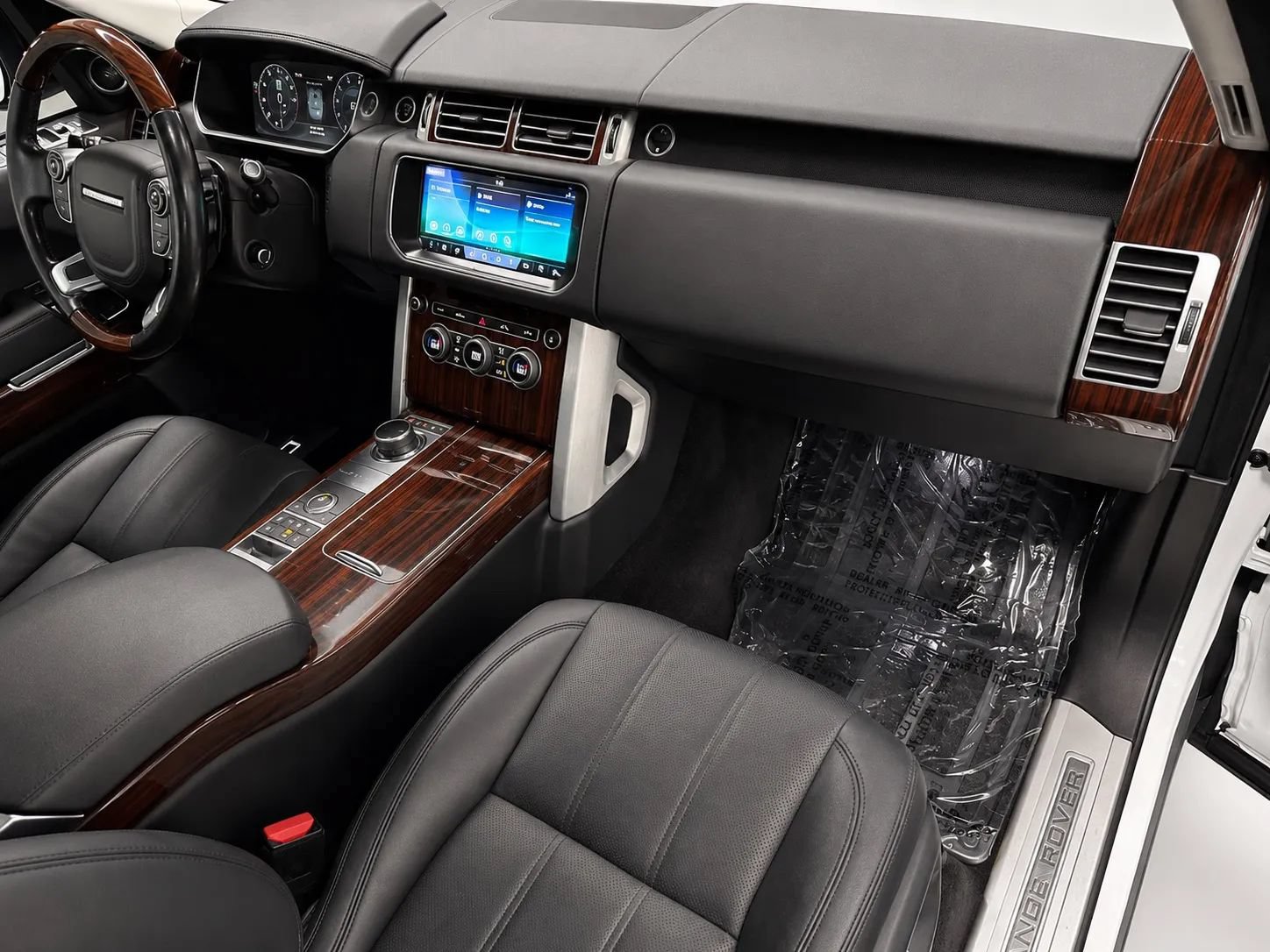 Used 2017 Land Rover Range Rover Long Wheelbase Supercharged AWD/4WD image 24