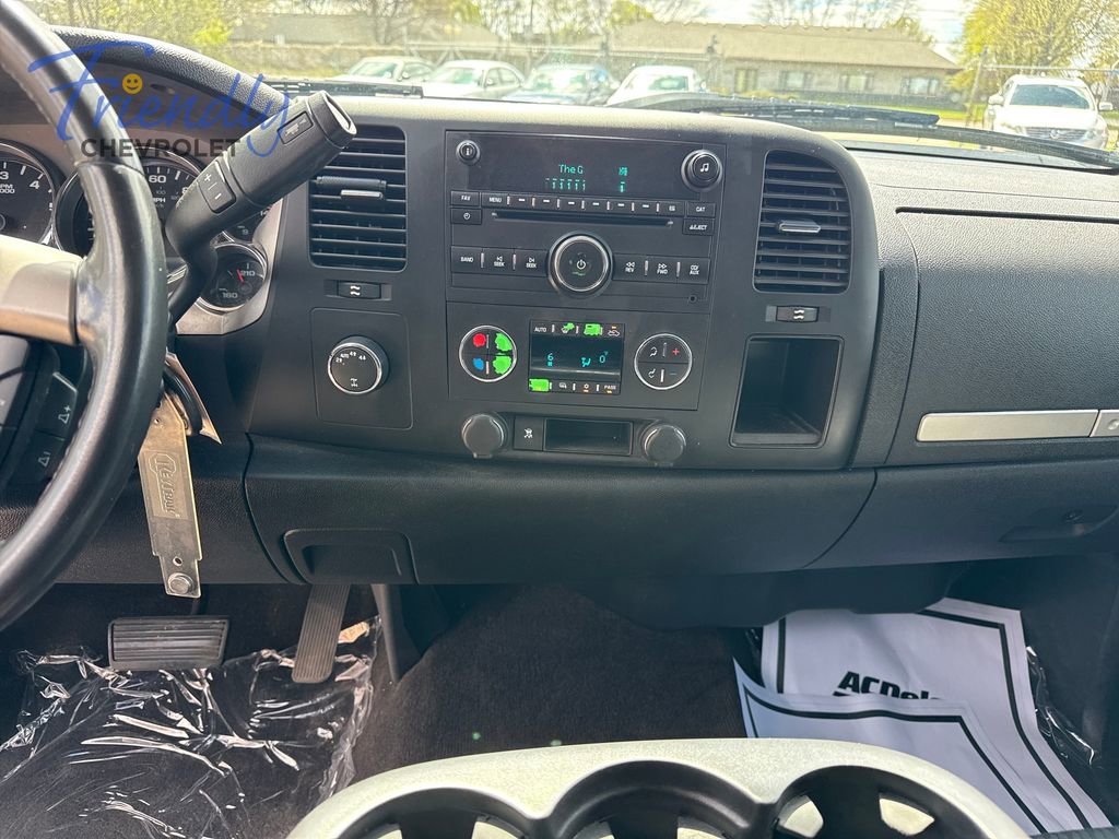 Used 2011 Chevrolet Silverado 1500 LT w/ All-Star Edition AWD/4WD image 27