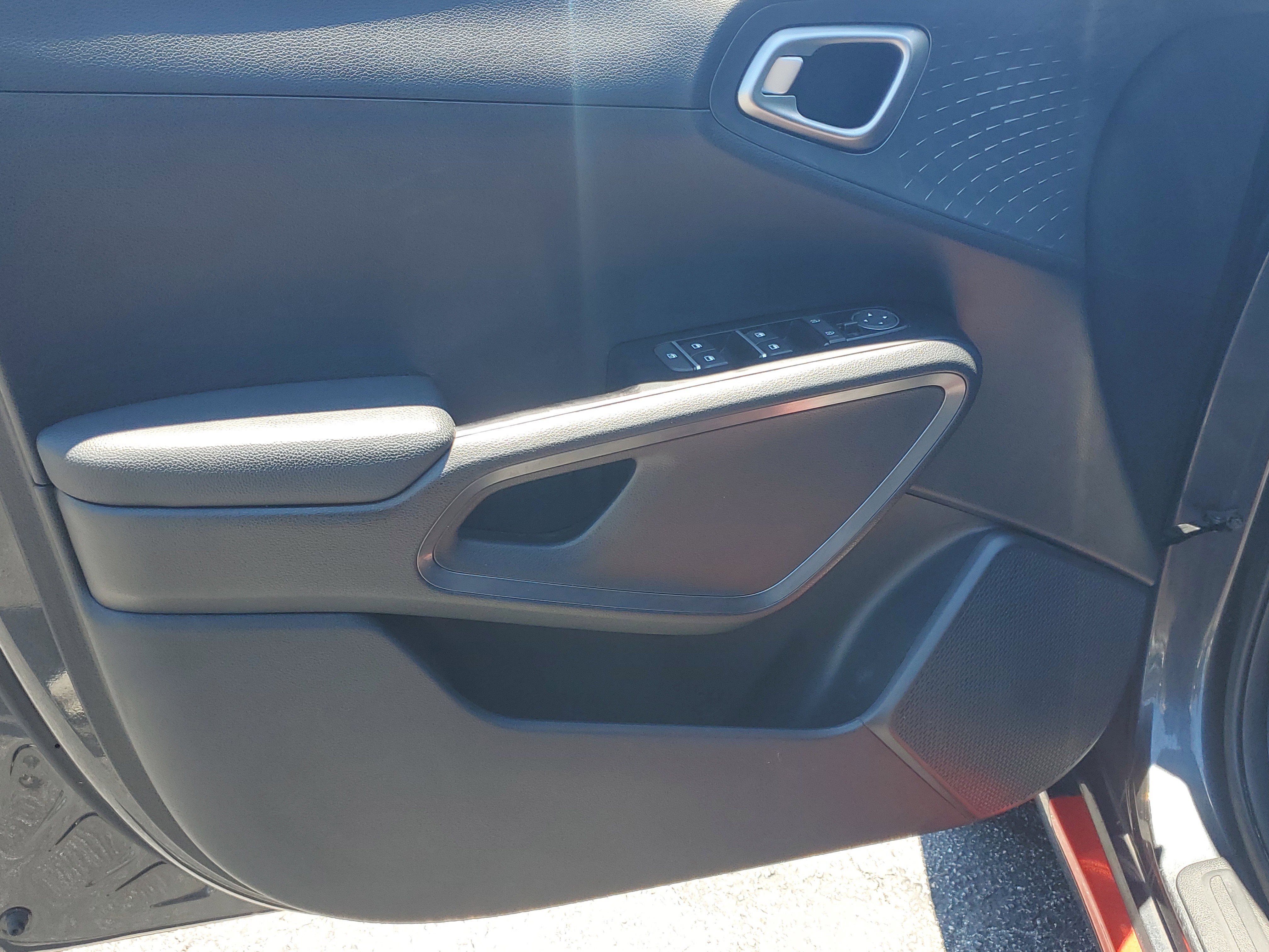 Used 2022 Kia Soul GT-Line FWD image 20