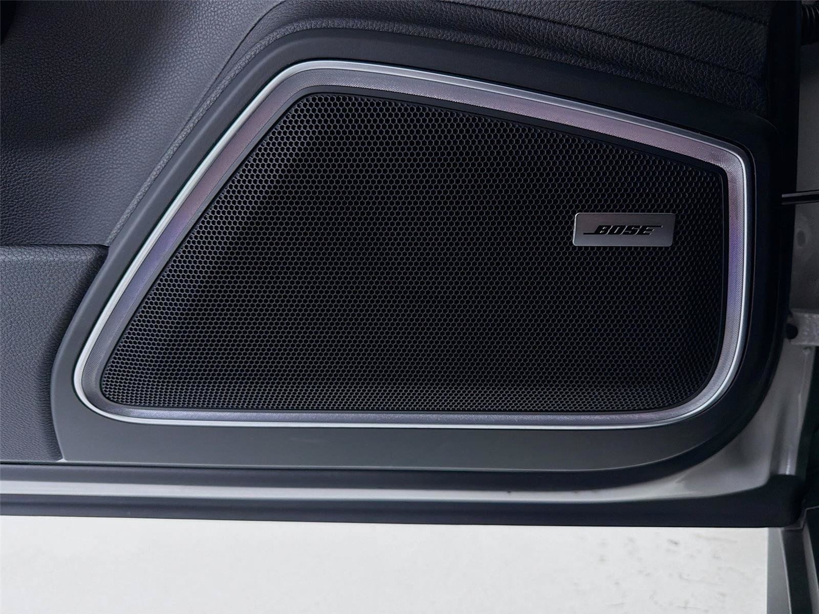 Certified 2023 Porsche Panamera Platinum Edition RWD image 9