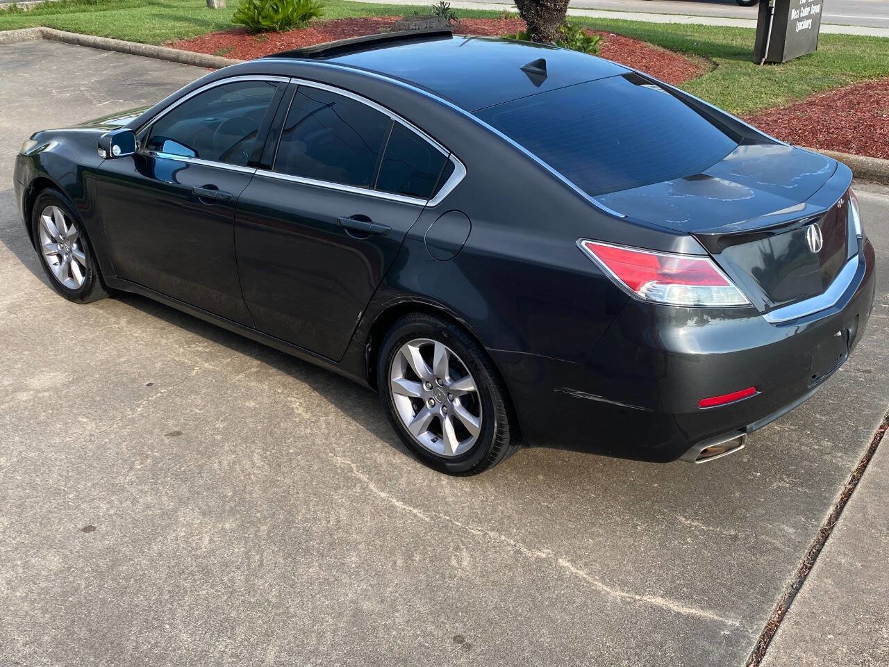 Used 2013 Acura TL w/ Technology Package image 2