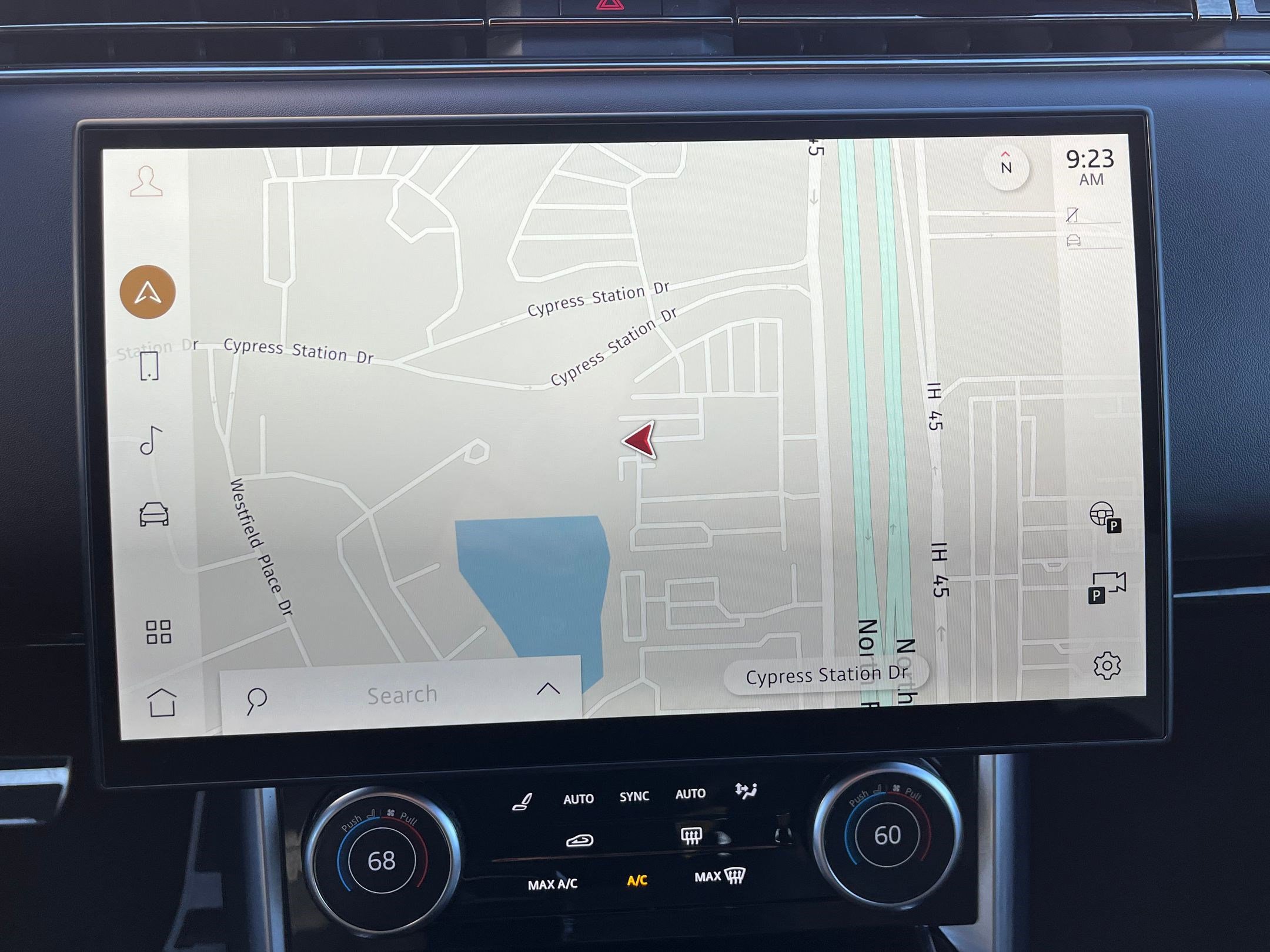 Used 2025 Land Rover Range Rover SE image 21