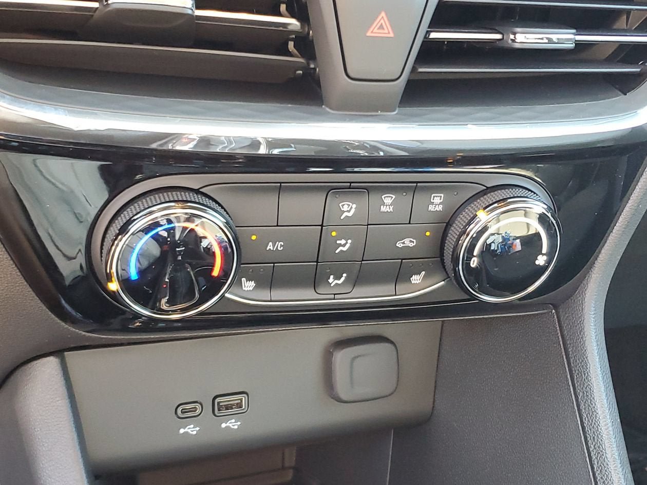 New 2026 Buick Encore GX Sport Touring w/ Advanced Technology Package FWD image 22