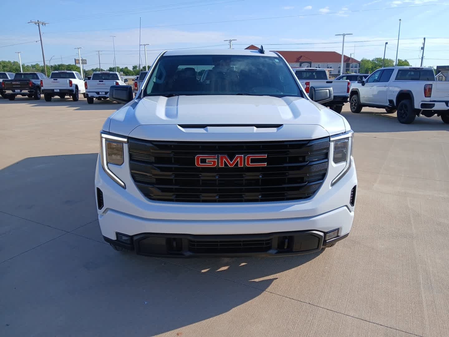 Used 2023 GMC Sierra 1500 Elevation AWD/4WD image 13