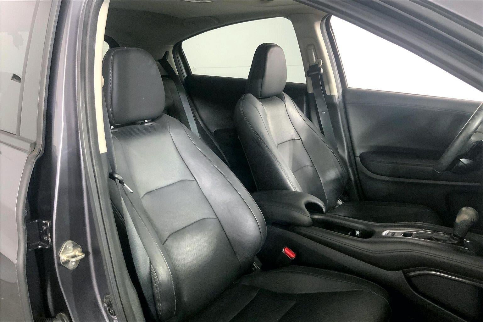 Used 2019 Honda HR-V Touring image 7