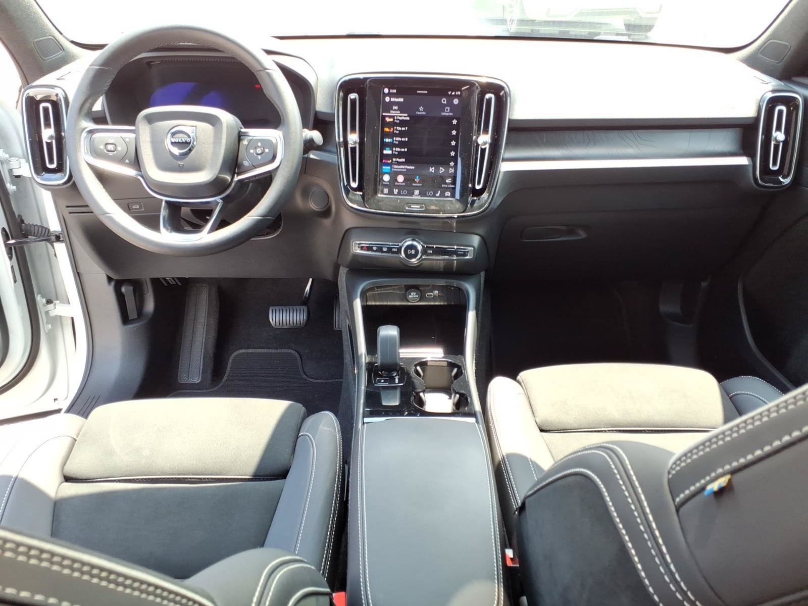 Certified 2023 Volvo C40 P8 Recharge Ultimate AWD/4WD image 7