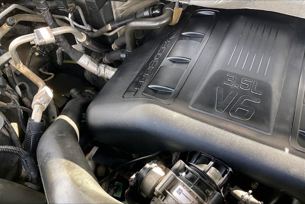 Used 2017 Ford Expedition EL XLT image 32