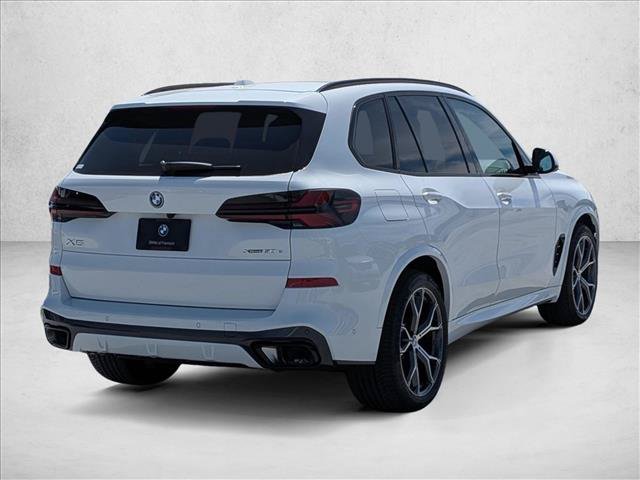 New 2026 BMW X5 xDrive50e w/ M Sport Package AWD/4WD image 2