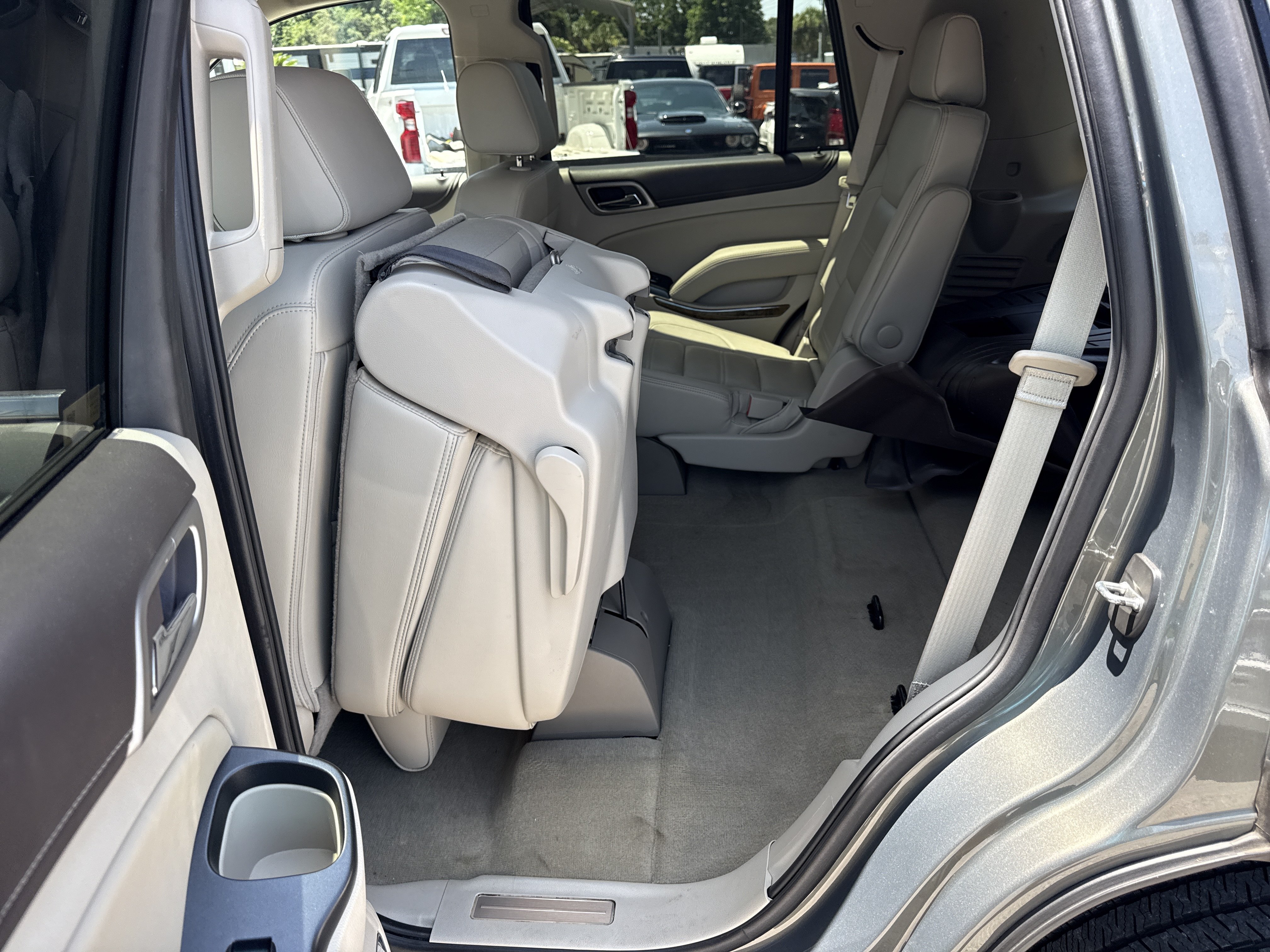 Used 2017 GMC Yukon Denali w/ Open Road Package RWD image 11