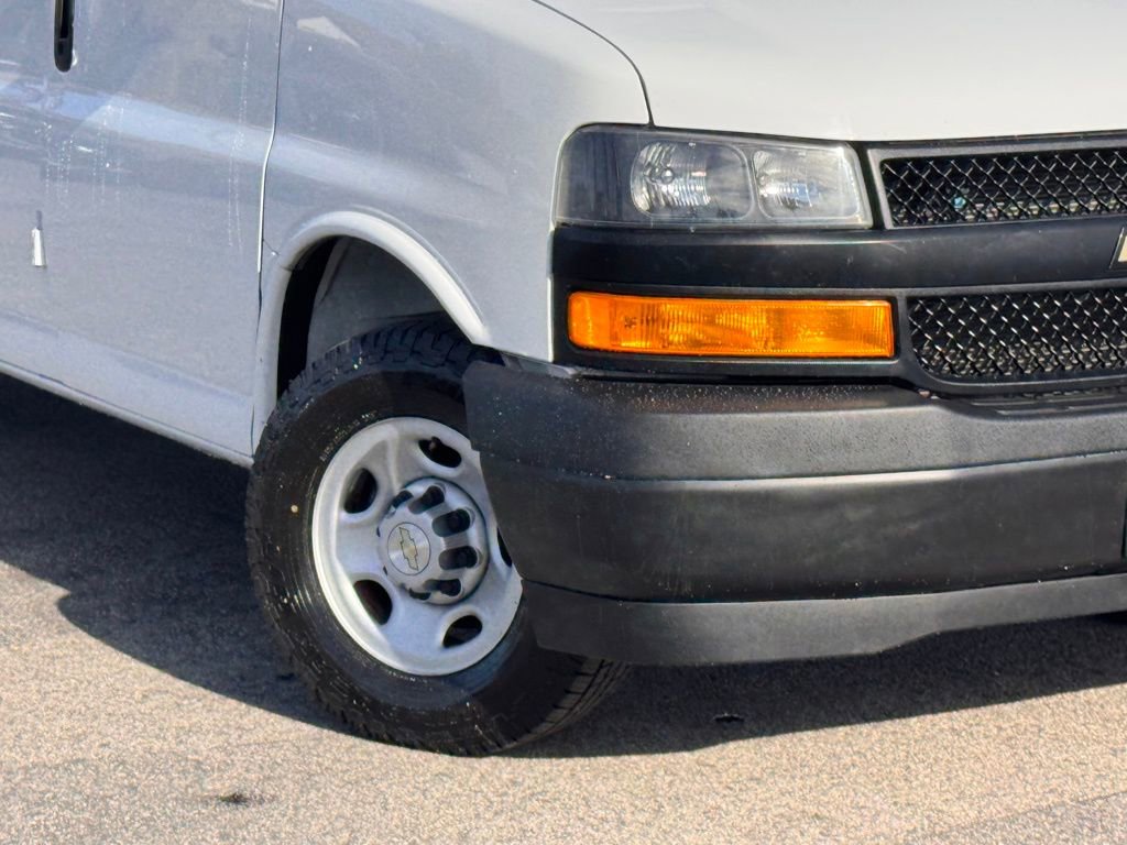 Used 2021 Chevrolet Express 2500 Extended w/ Driver Convenience Package image 4