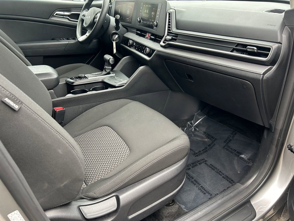 Used 2023 Kia Sportage LX image 26