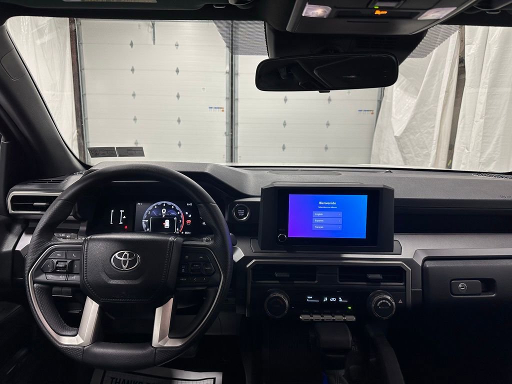 Used 2025 Toyota 4Runner SR5 image 16