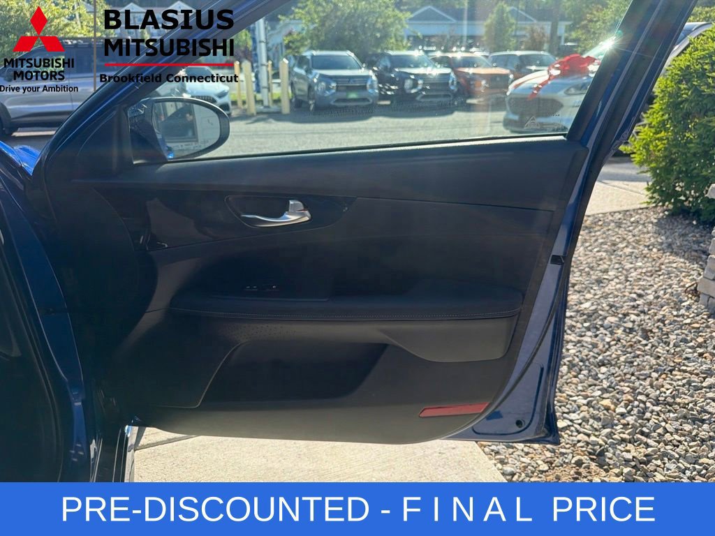 Used 2024 Kia Forte GT-Line FWD image 25