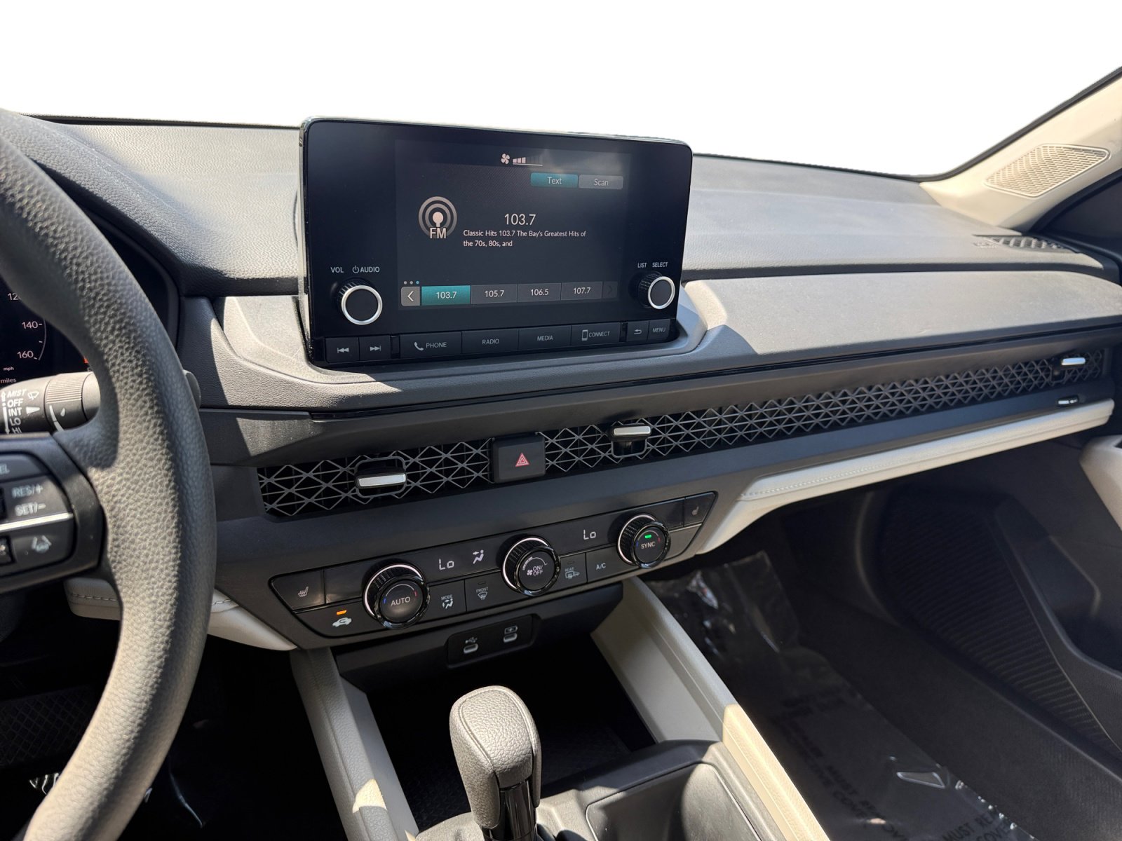 Used 2024 Honda Accord EX image 12