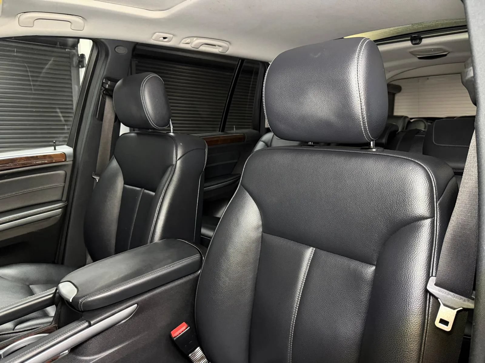 Used 2012 Mercedes-Benz GL 450 4MATIC w/ Premium 1 Pkg image 32