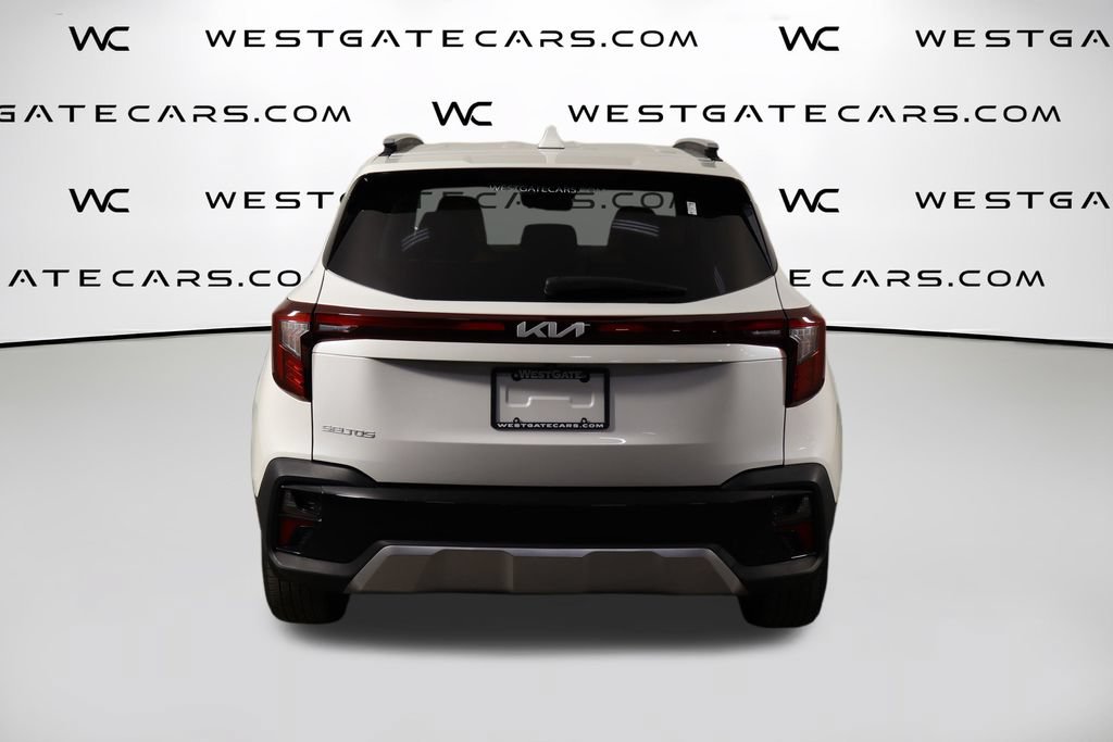 Used 2024 Kia Seltos EX FWD image 4